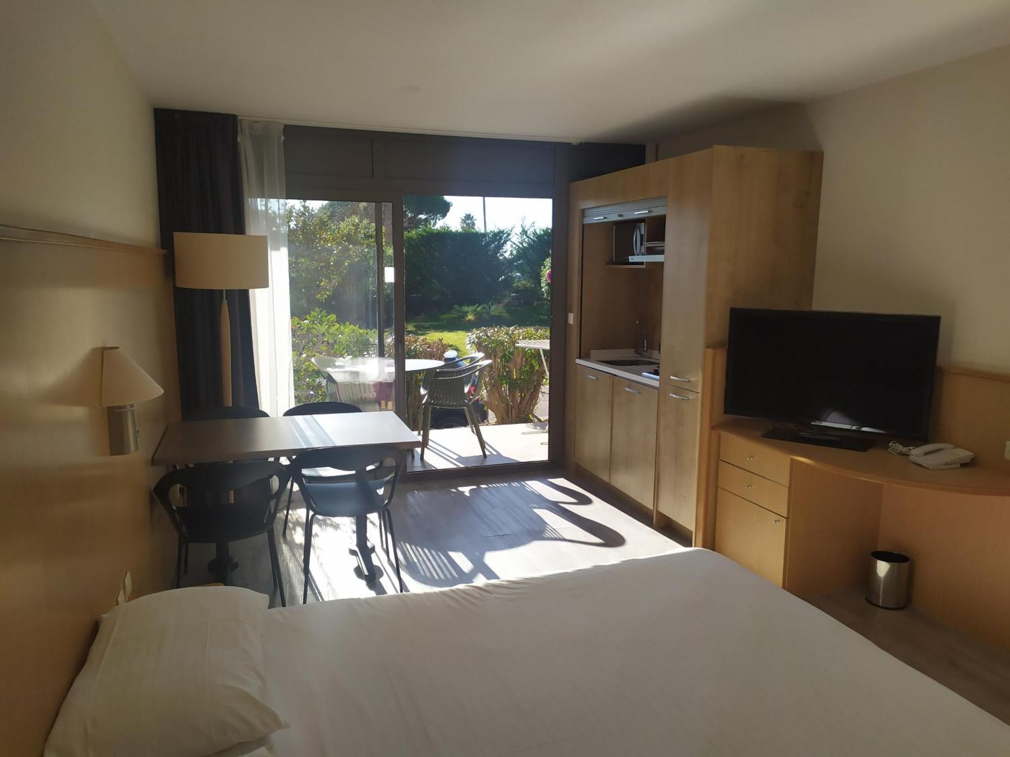 Thalazur Antibes - Residence & Spa Экстерьер фото